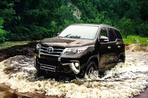 Hambanathi Vehicle Rental