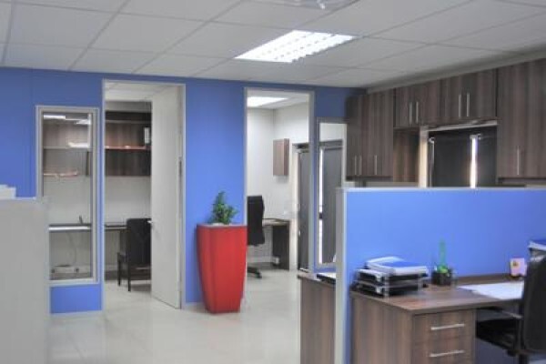 BEFORE & AFTER DECOR