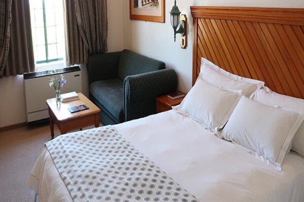 Stellenbosch Lodge Country Hotel & Conference Centre