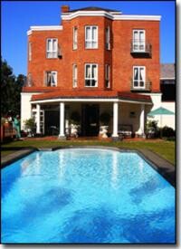 Redlands Hotel & Lodge