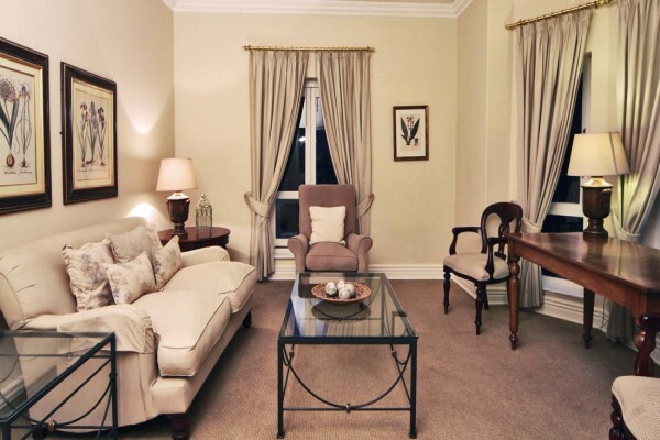 Redlands Hotel & Lodge