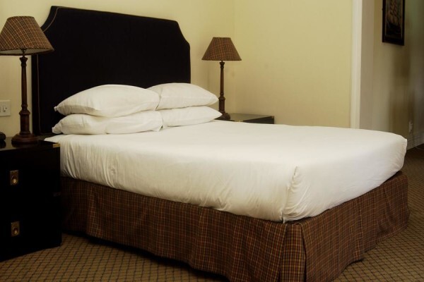 Redlands Hotel & Lodge