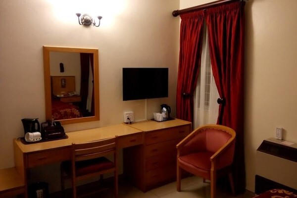 Royal Hotel