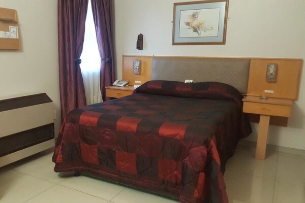 Royal Hotel