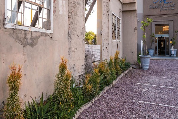 Adrinik Properties cc