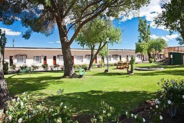 Wagon Wheel Country Lodge
