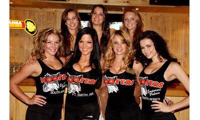 Hooters On Edward Street