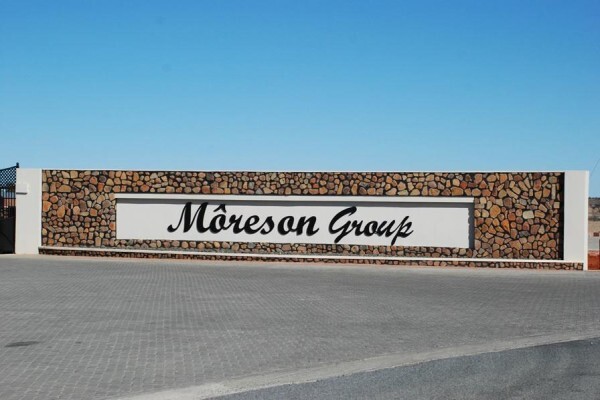 Moreson Pluimvee Boerderyen Tequila Hondekos
