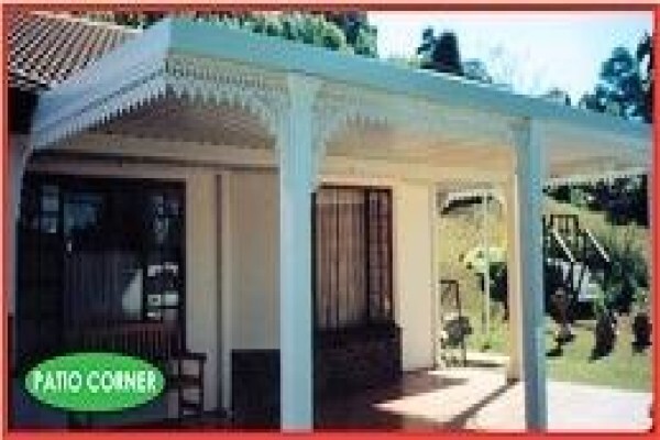 Maxi-Awnings & Shades CC