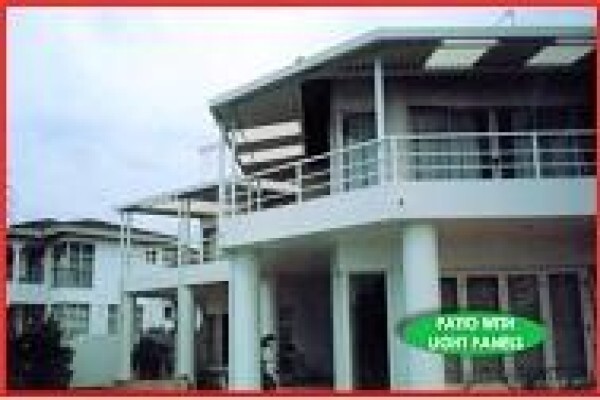 Maxi-Awnings & Shades CC