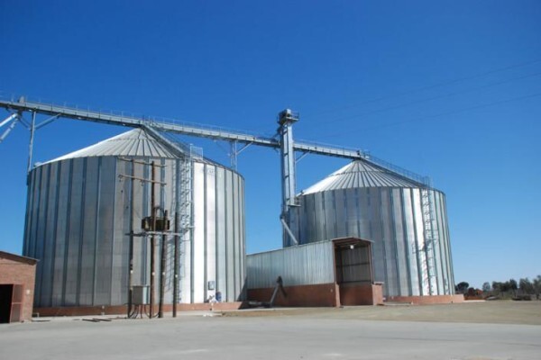 Moreson Pluimvee Boerdery (Edms) Bpk:Eienaar Sel