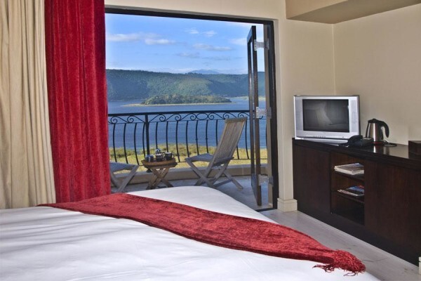 Lodge On The Lake