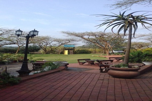 Aintree Lodge B & B Caravan Park