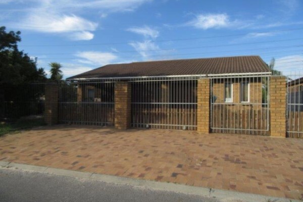 Elmien Estates
