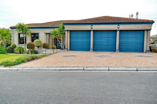 Elmien Estates