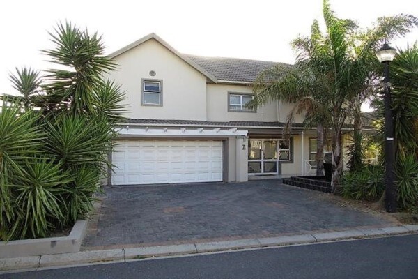 Elmien Estates