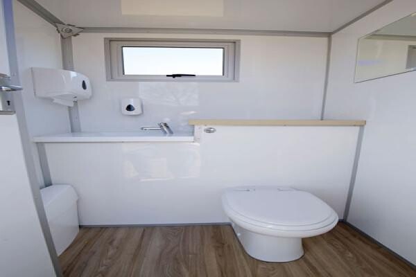 Comfort Loo's CC