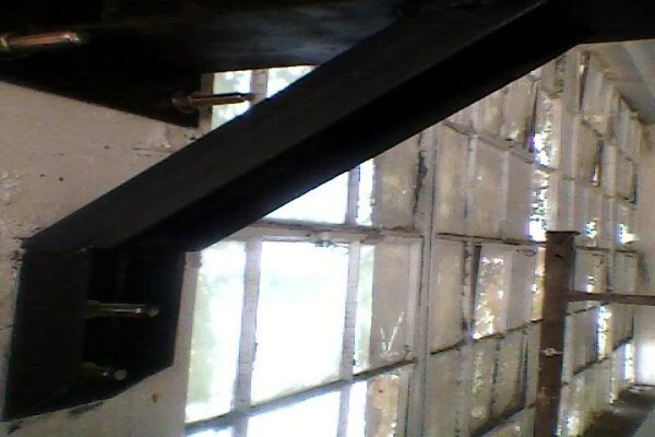Mangolds Division Building & Painting