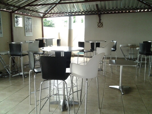 Freego Liquor Resturant Cc