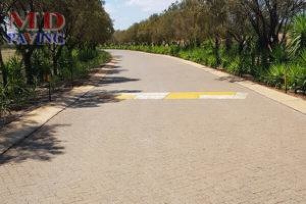 M D Paving
