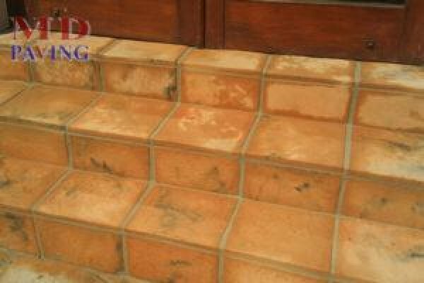 M D Paving