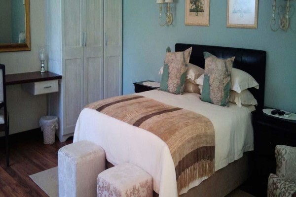 Farmhouse Lodge