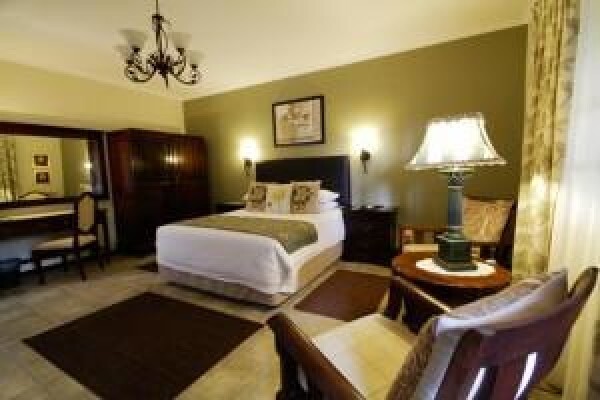 Farmhouse Lodge