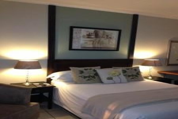 Farmhouse Lodge