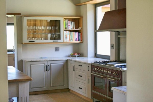 Gareth Evans Kitchens & Furniture