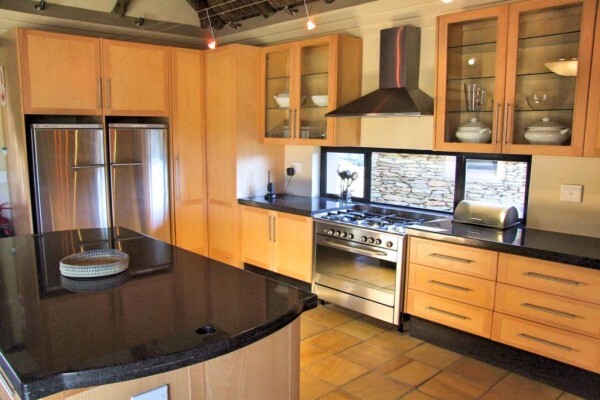 Gareth Evans Kitchens & Furniture