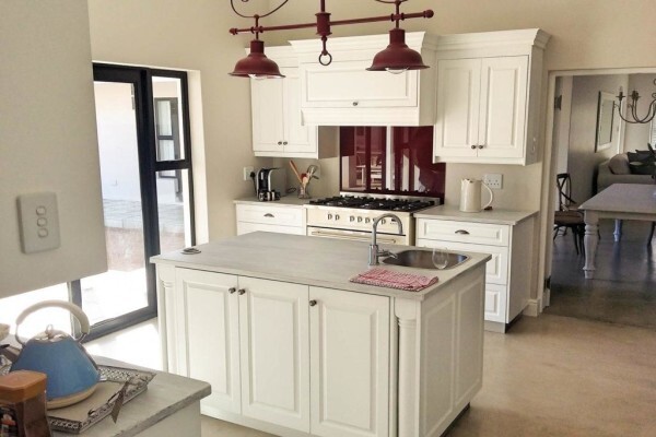 Gareth Evans Kitchens & Furniture