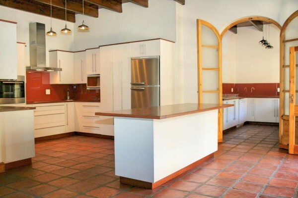 Gareth Evans Kitchens & Furniture