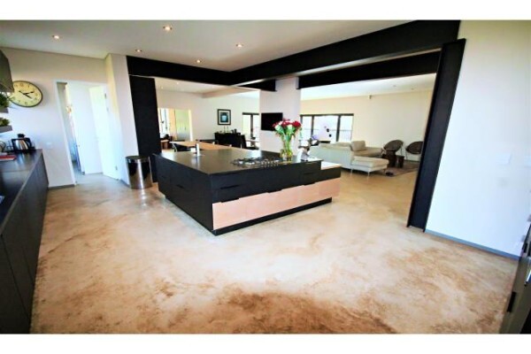 Providence Realty