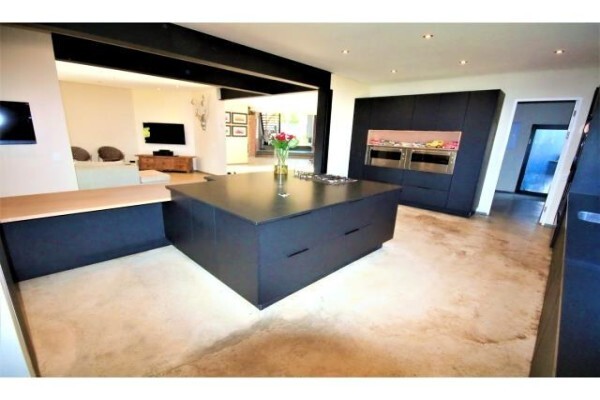 Providence Realty