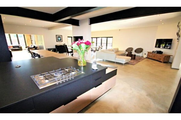 Providence Realty