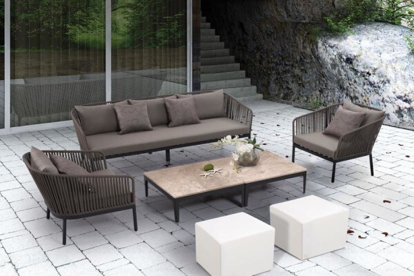 Mobelli Outdoor Furniture:Illova