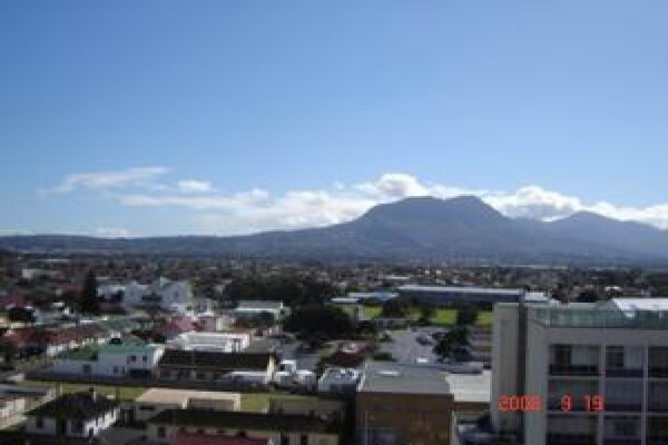 Malcolm Bouwer Estate Agent CC