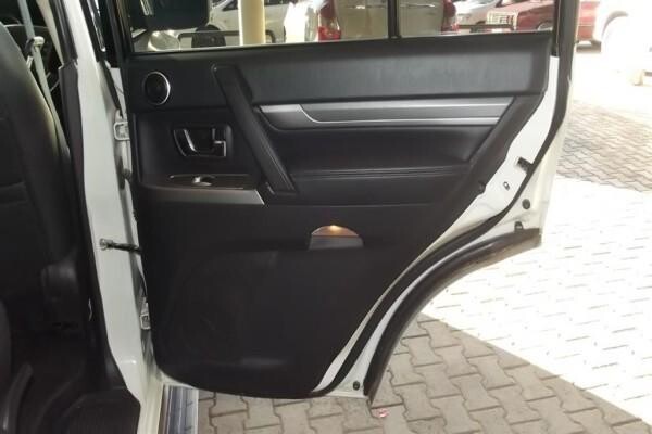 Ronnie's Motors:Mercedes-Benz Passenger Cars