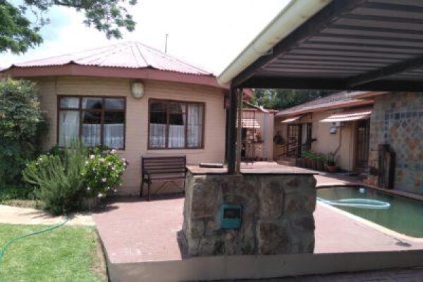 Khokha Moya Guest House