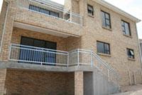 Come Holiday In Langebaan