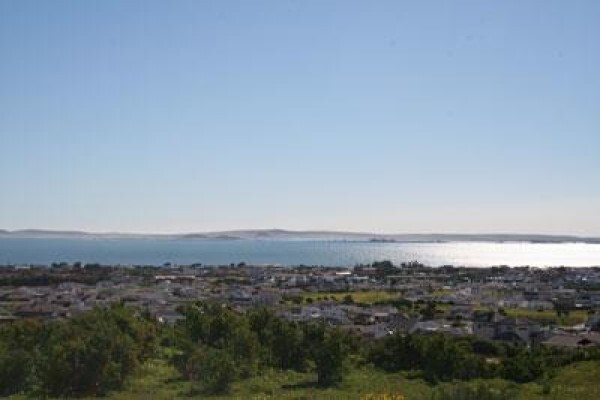 Come Holiday In Langebaan