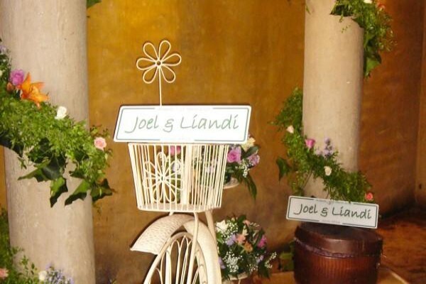 Expressions Floral Designs