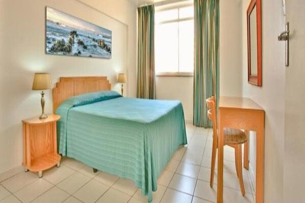 Impala Holiday Flats - Self Catering Durban