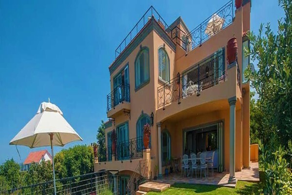 Scarborough Beach House