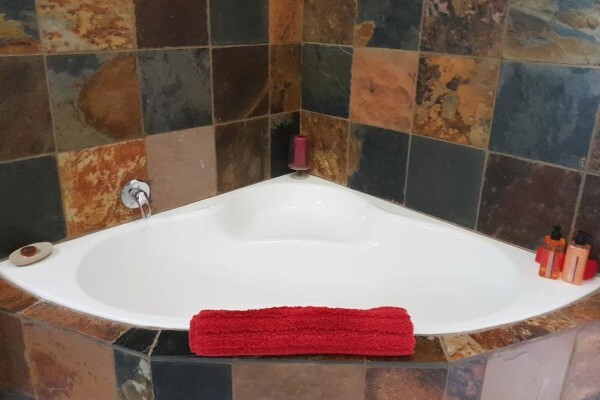 African Breeze Guest House