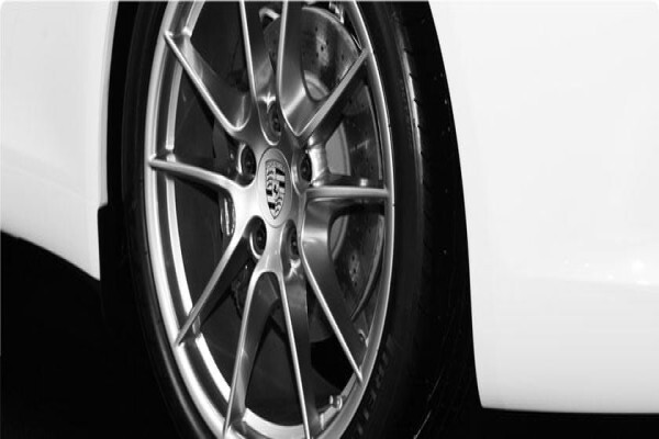 Stuttgard Auto Body