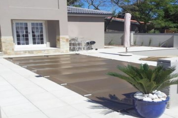 Poolbuilders