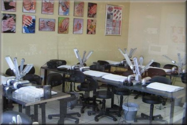 Planet Nails Port Elizabeth
