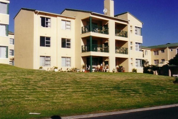 Rocvad Renovators / Mr Paint ,Mr Damp
