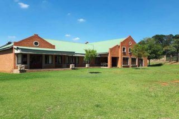 Chas Everitt Somerset West/Strand/Gordon'S Bay